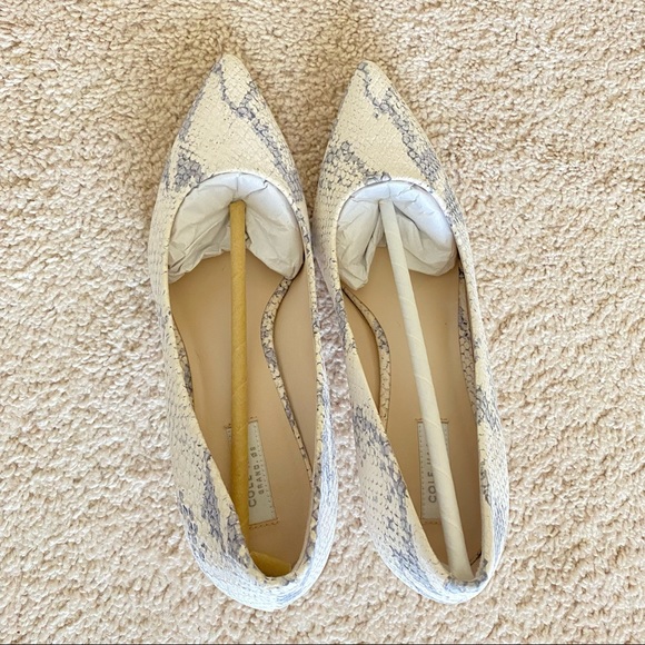 Cole Hann Vesta Pumps - Picture 2 of 4